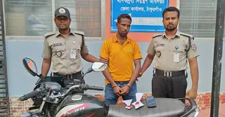 ঠাকুরগাঁওয়ে ৭০০ পিস ইয়াবাসহ মাদককারবারি গ্রেপ্তার